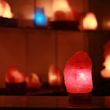 Phòng ngừa bệnh sởi trong gia đình cùng đèn đá muối